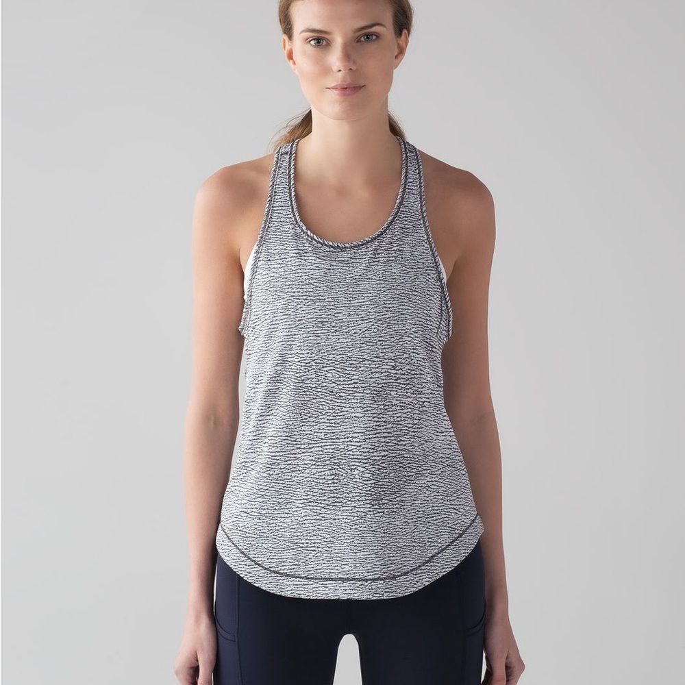 Lululemon Long Distance Tank - Picture 4 of 5
